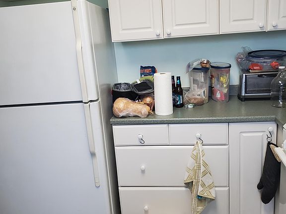 2nd image of 25 N Washington Ave #9810