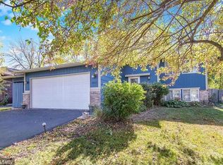 6933 26th St N, Saint Paul, MN 55128