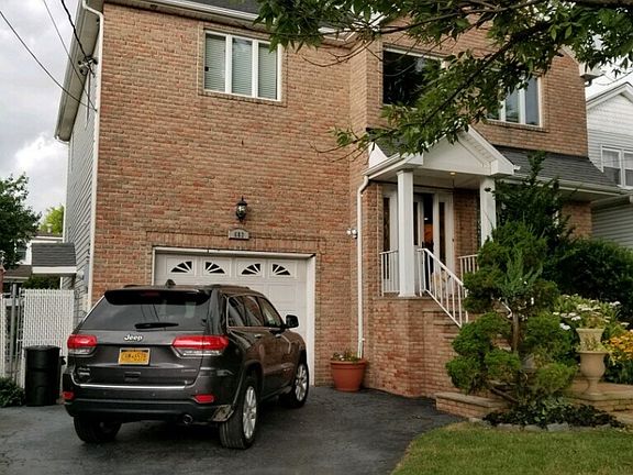 3rd image of 602 Yetman Ave