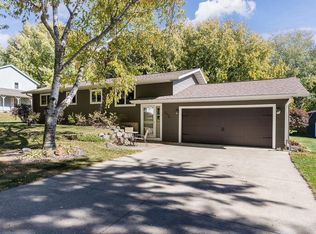 5070 Vienna Dr, Waunakee, WI 53597