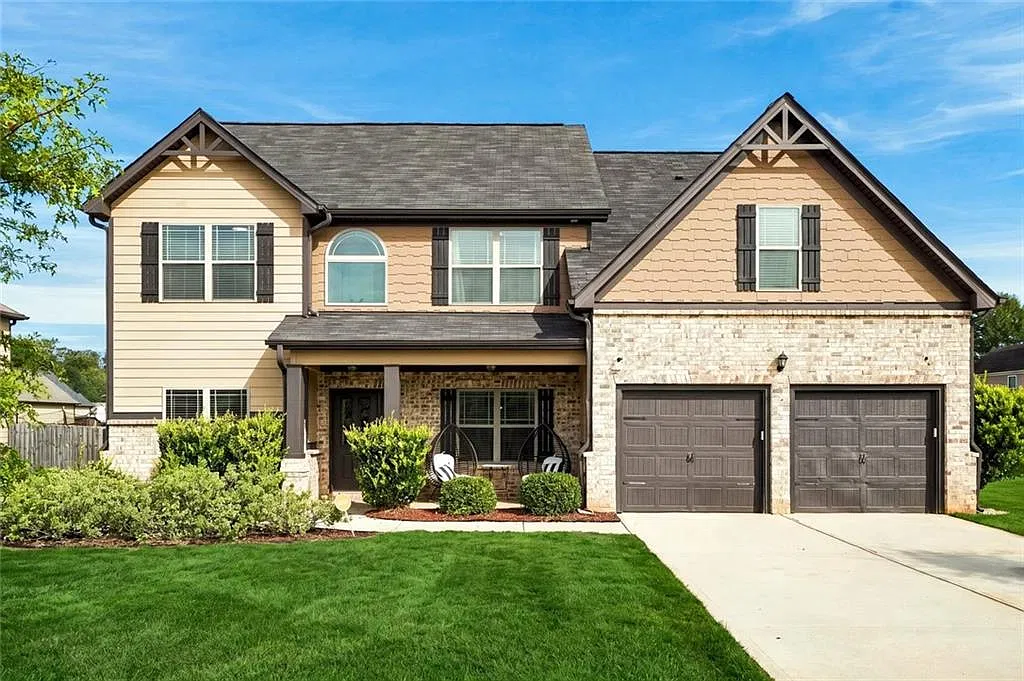 5 bed, 4.0 bath, 3912 sqft, $2,750 — Photo 1