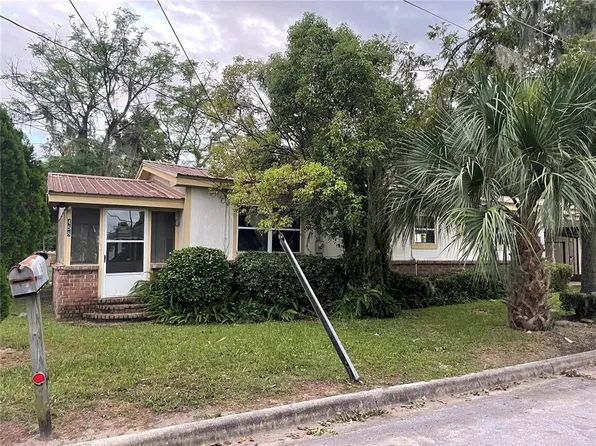 458 NE Fairview St, Lake City, FL 32055