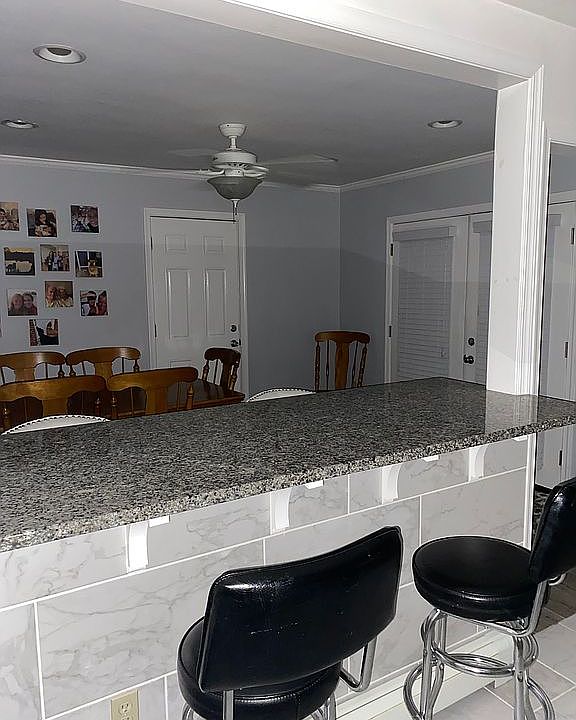 2nd image of 604 Swartz St