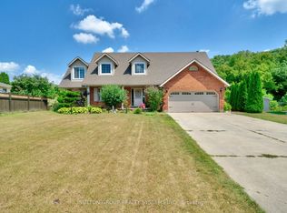 8017 Hampton Ct, Niagara Falls, ON L2H 2R4