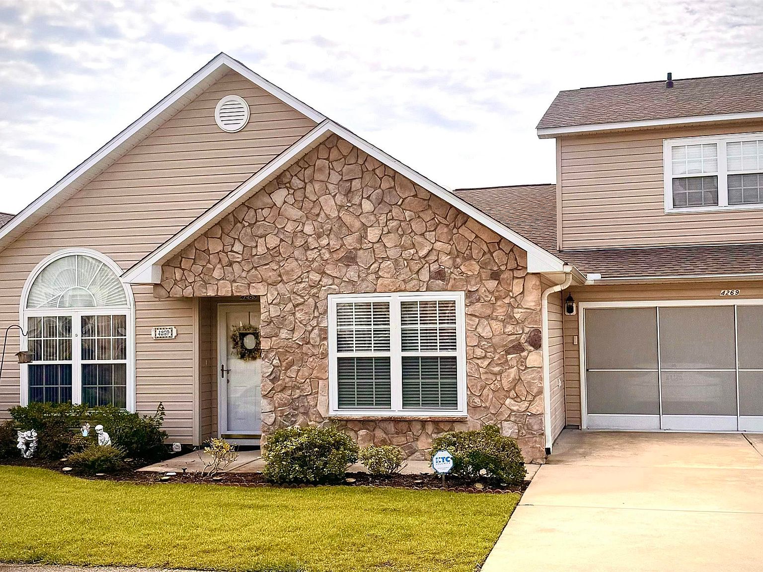 4269 River Gate Ln. #21 - B