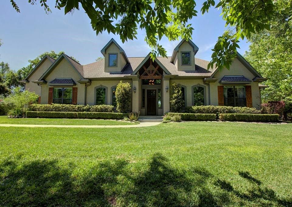 1st image of 16316 McMahon Cir