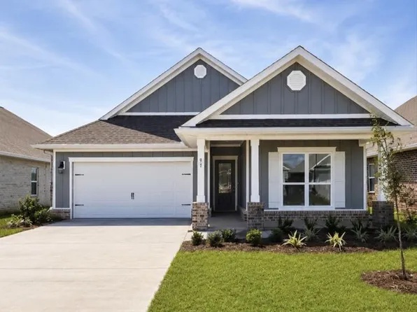 91 Gray Owl Dr E, Freeport, FL 32439
