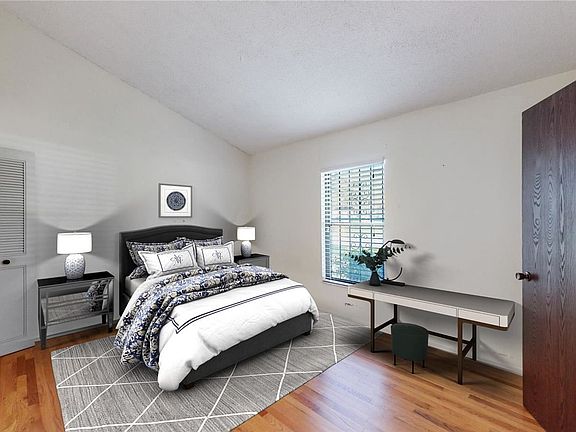 3rd image of 210 Elderwood St