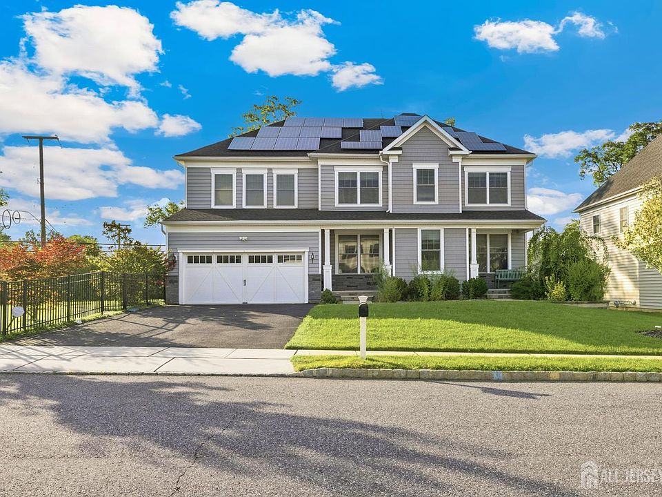 1st image of 1 Cairnes Ln