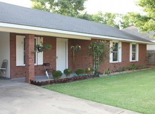 6334 Manor Dr, Alexandria, LA 71302