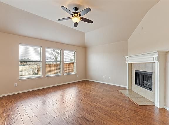 3rd image of 2621 Cascade Cove Dr