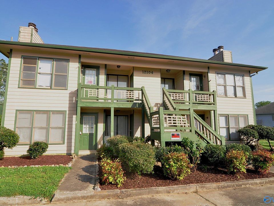 1st image of 12104 Carriage Ct SE APT A