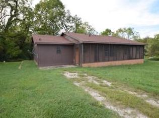 303 Newton Co Rd #3309, Harrison, AR 72601