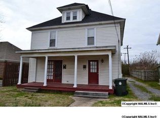 106 N Clinton St, Athens, AL 35611