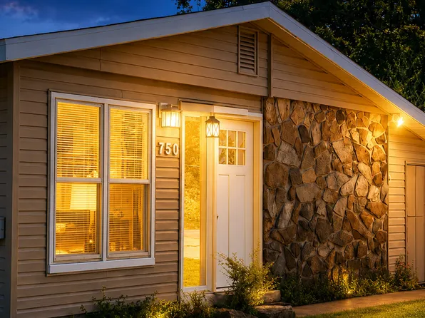 750 Ford St, Branson, MO 65616