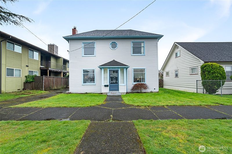 2nd image of 515 5th Street