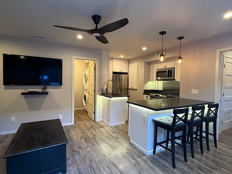 1623 Neptune Ave — Photo 14