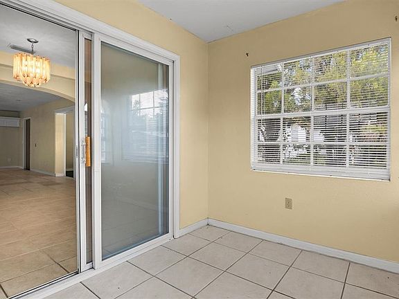 2nd image of 844 Chamberlain Blvd
