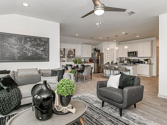 2nd image of 7918 Murciana Dr