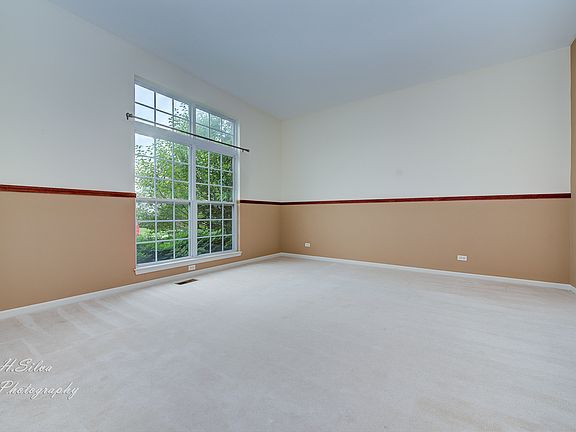 3rd image of 4709 Windridge Ct