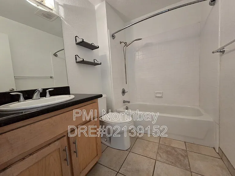 900 Cambridge Dr #185 — Photo 7