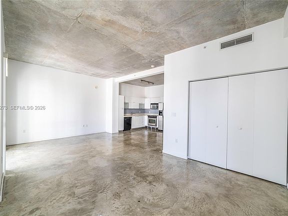 4th image of 234 NE 3rd St APT 305