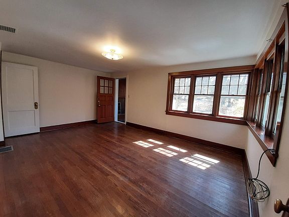 Large bright living room