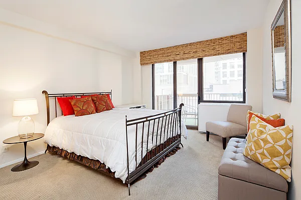 Sold by Marilyn Korn Real Estate | media 4