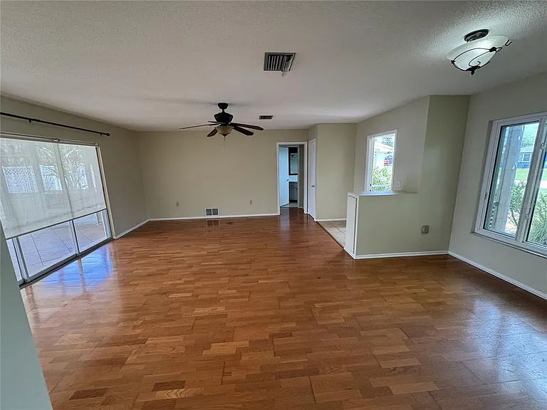 517 Mount Vernon Dr — Photo 9