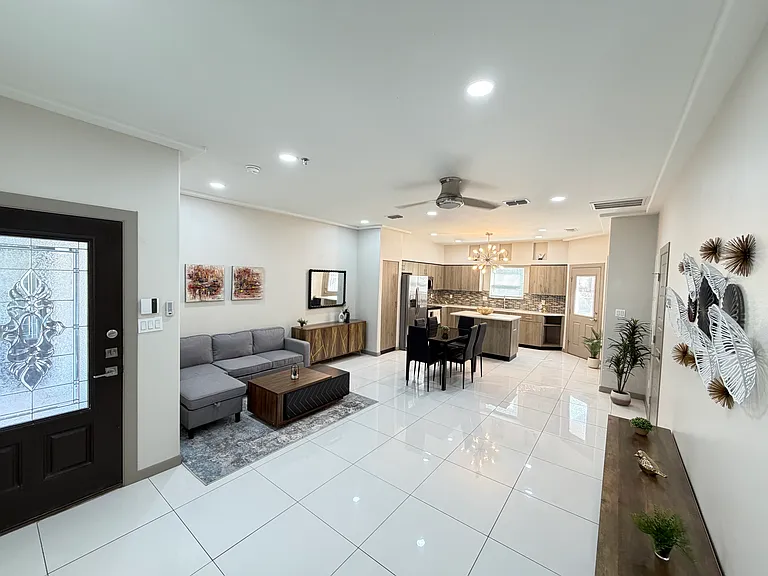 3302 S Sugar Rd #C — Photo 5