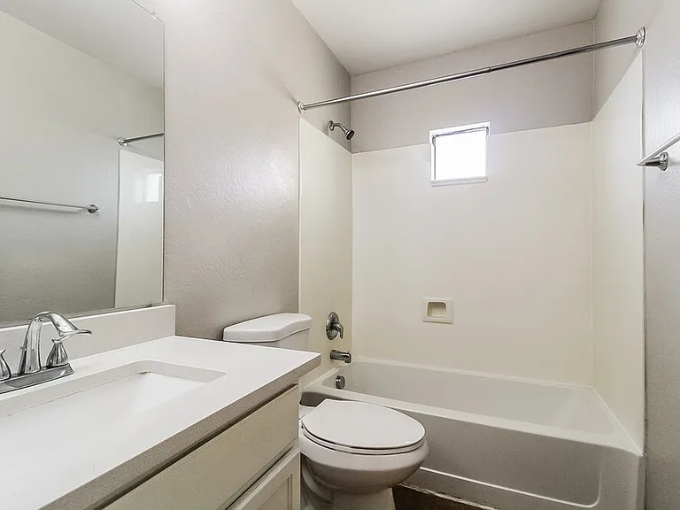 10317 W Monterosa Ave — Photo 14