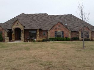 1706 Riverview Dr, Tuttle, OK 73089