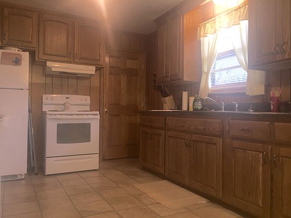2nd image of 114 Krantz Ct