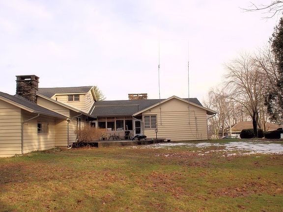 4th image of 17 Blanchard Dr