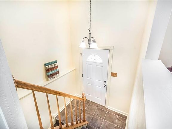 4th image of 88 Escalon Dr