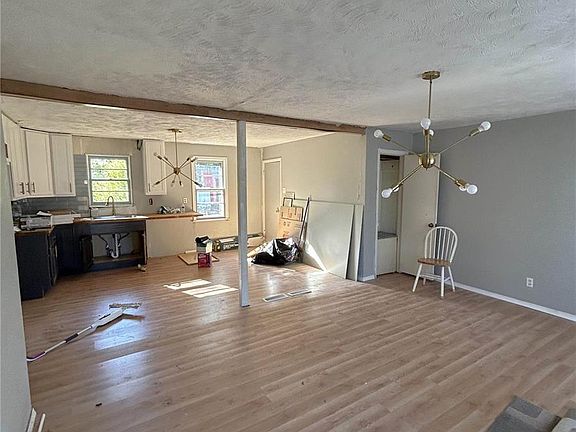 2nd image of 2024 Jannette Dr