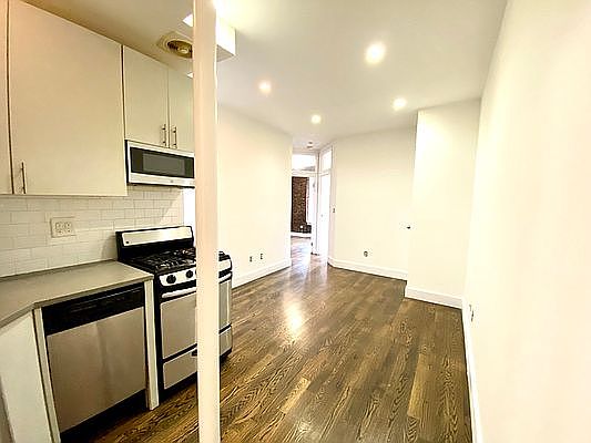 2nd image of 550 W 146th St APT 12A