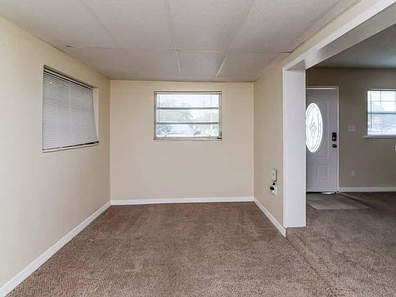 4th image of 1525 54th Ave N