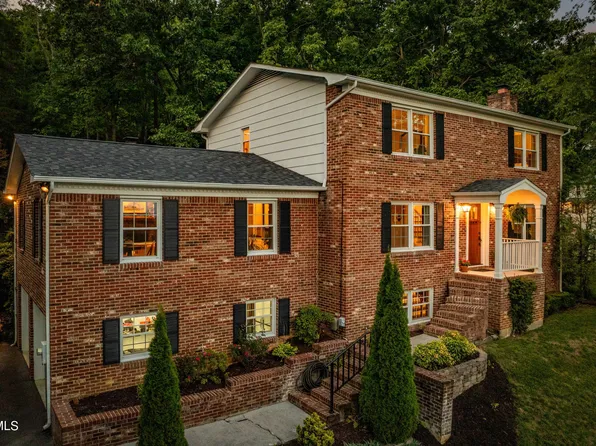 301 Shipley Dr, Bristol, VA 24201