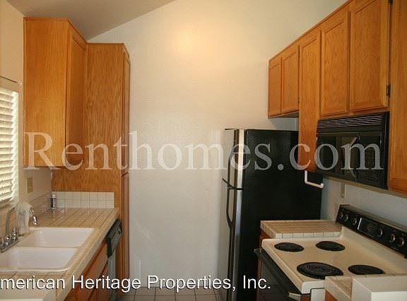 2nd image of 7310 Calle Cristobal Unit 74