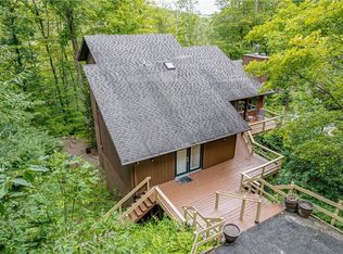 334 Lake Rd, Hidden Valley, PA 15502