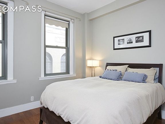 4th image of 120 Greenwich St APT 5C