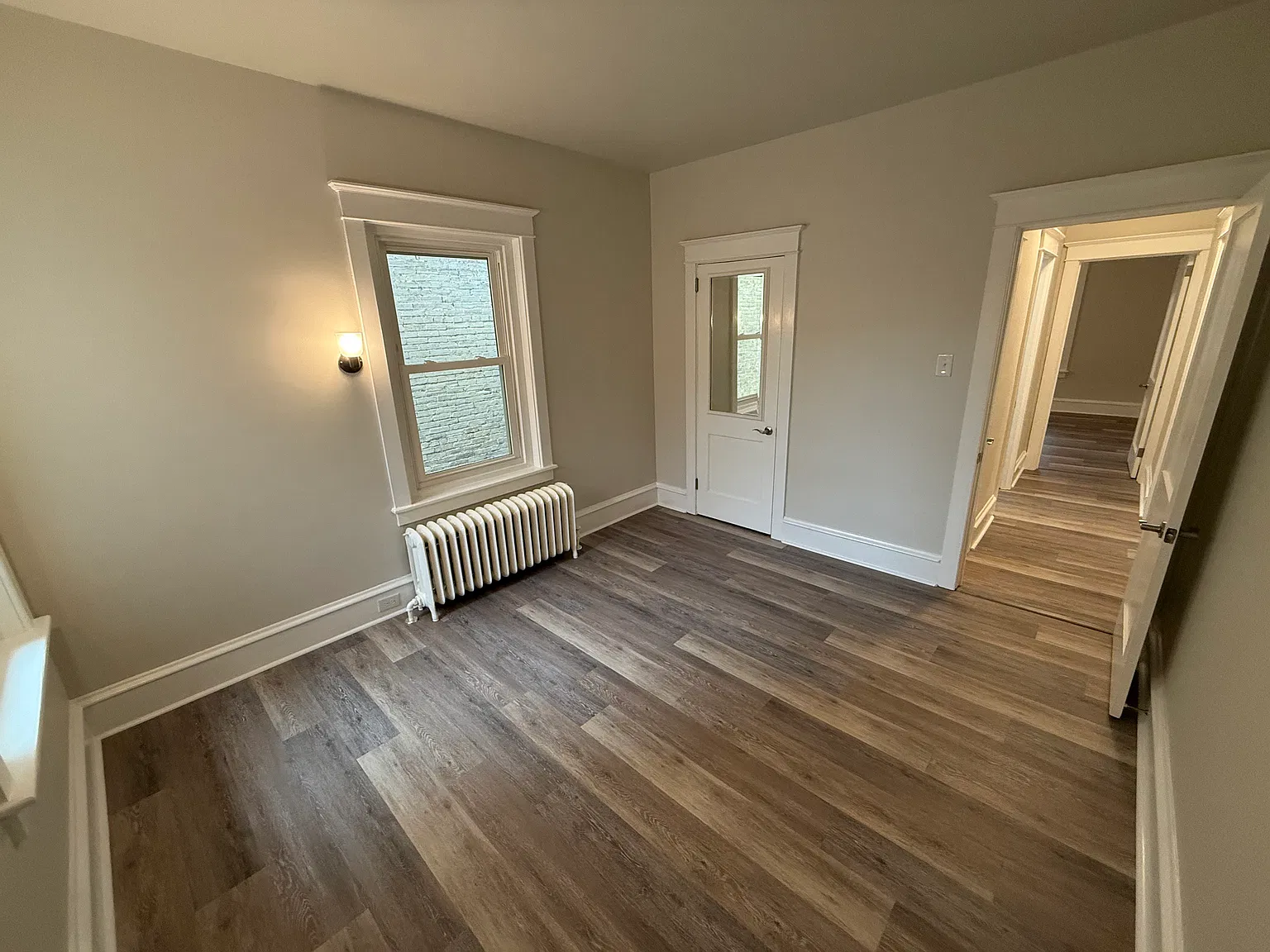 2 bed, 1600 sqft, $1,900 — Photo 4