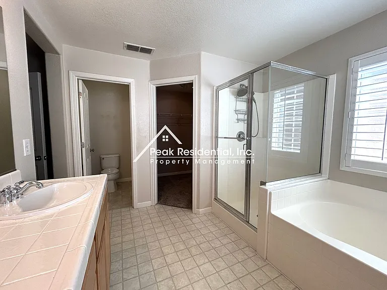 9196 Cortina Cir — Photo 21