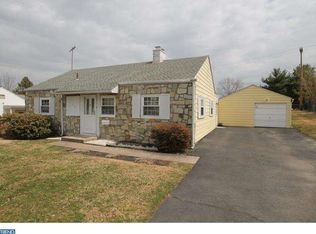 939 Willow St, Southampton, PA 18966