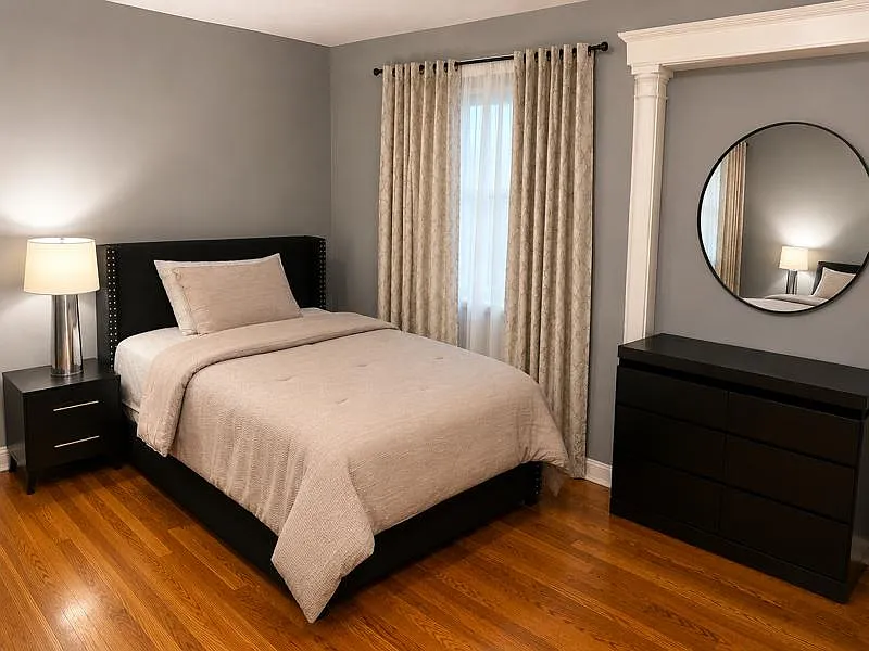 4 bed, 2.5 bath, 1250 sqft, $776 — Photo 1