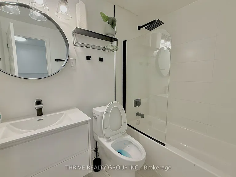 1919 Trafalgar St #49 — Photo 11
