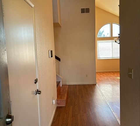 2nd image of 4516 Deer Ridge Way