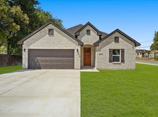 5400 Bonnell Ave, Fort Worth, TX 76107