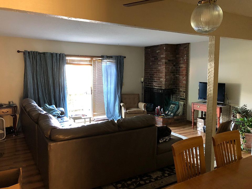 1st image of 11240 College Ave